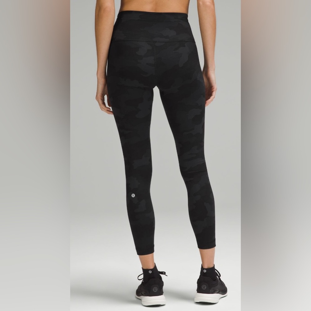 Lululemon Wunder Train 25” HR Leggings, size 12, Dark Camo, Excellent Condition!